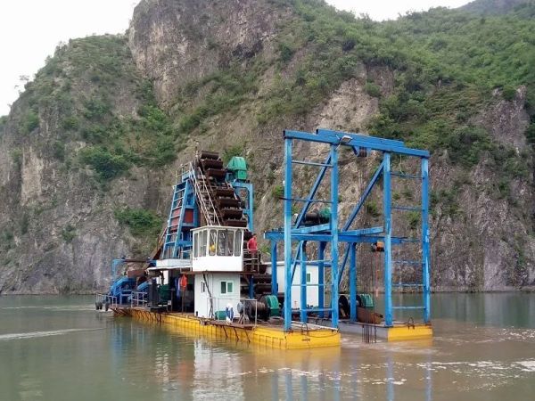 小型采沙金设备类型与优势解析